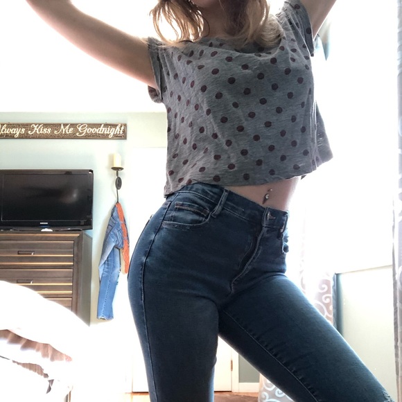 (Free with bundle) bluenotes spotted crop top! - Picture 3 of 4